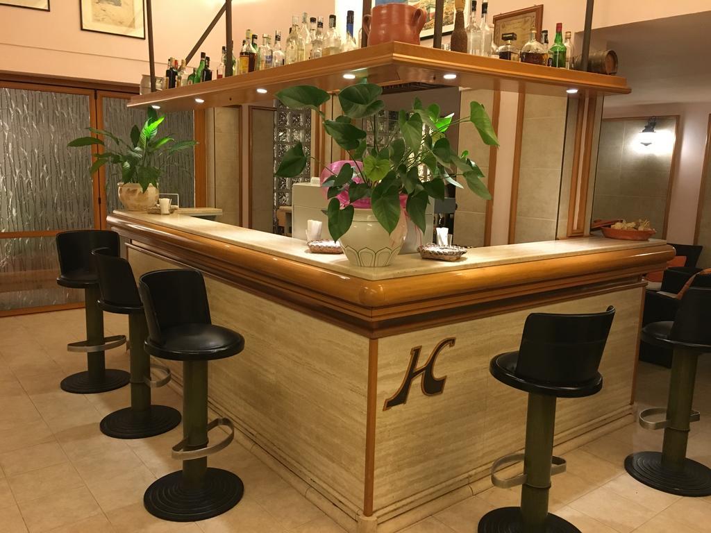 科拉罗酒店 弗雷杰内 外观 照片